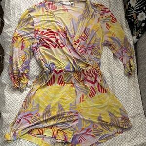 New York & Company Multicolor Patterned Garment
